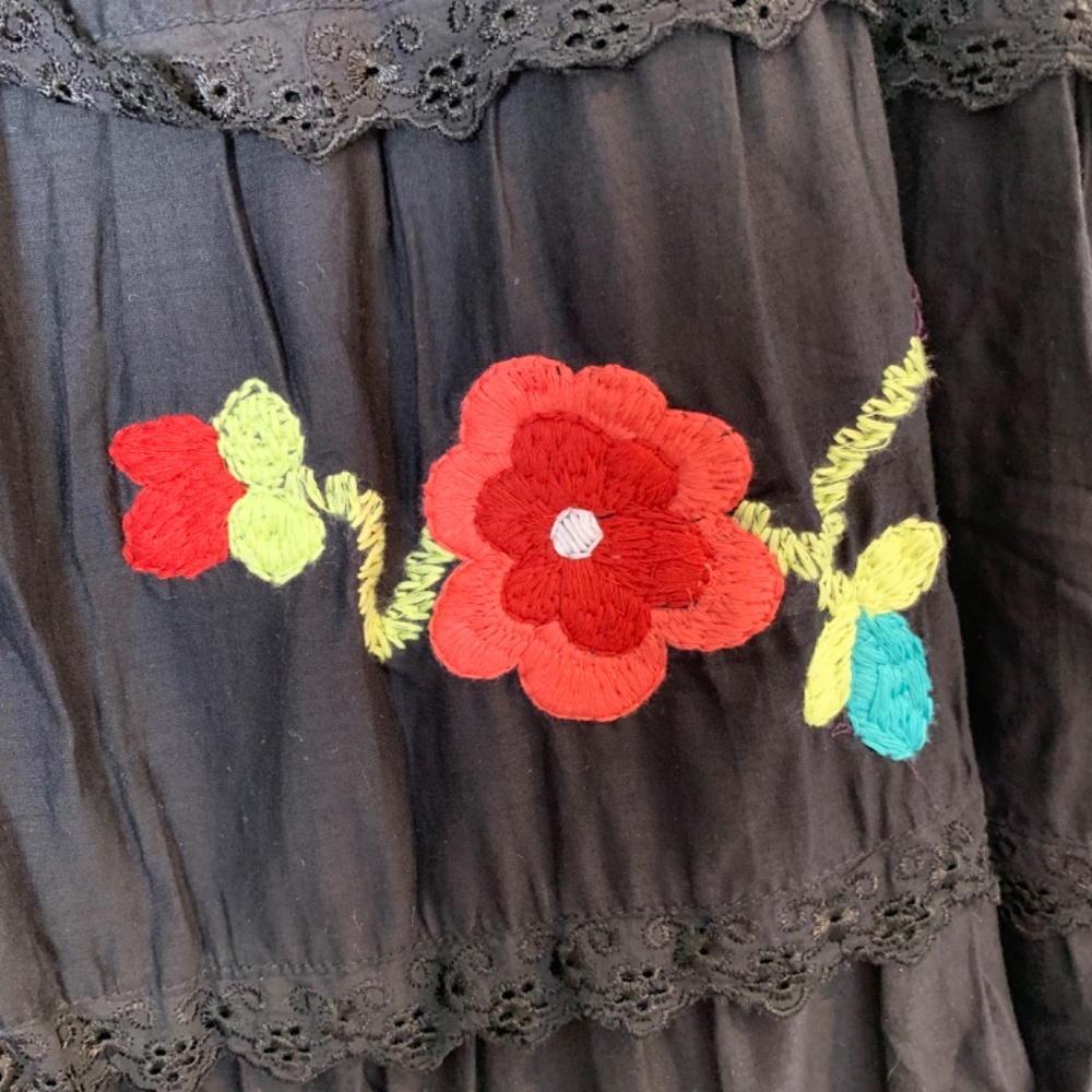 Uniform John Paul Richard Black Midi Skirt Medium NEW Tiered Embroidered Floral - Picture 5 of 15